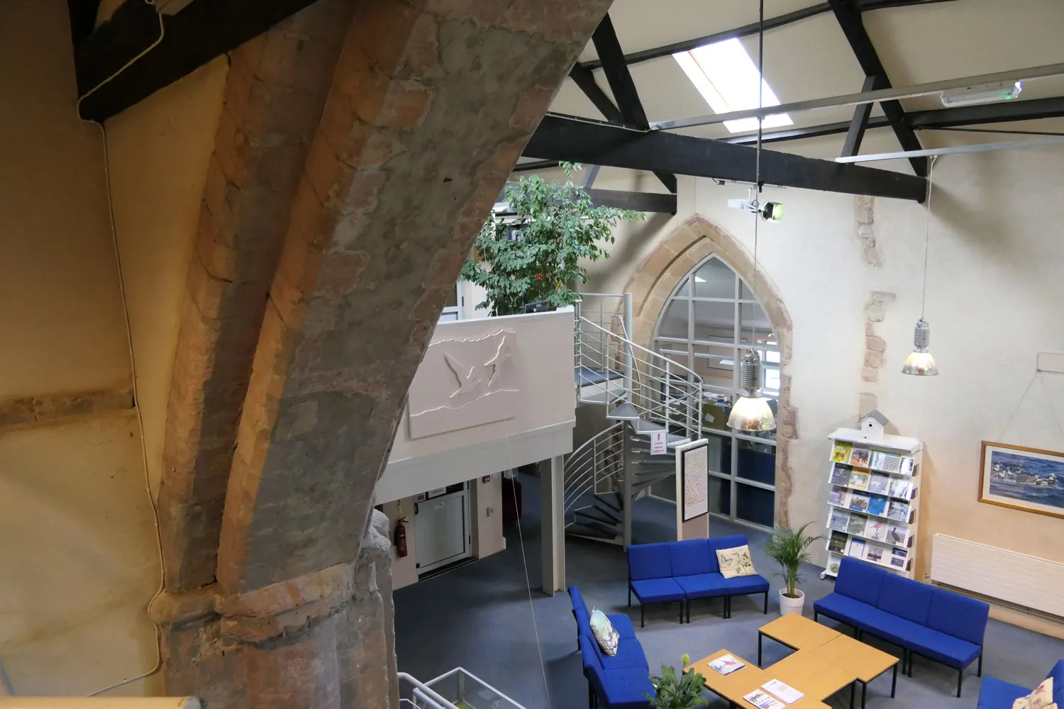 The Chris Mead Library, by Mike Toms / BTO